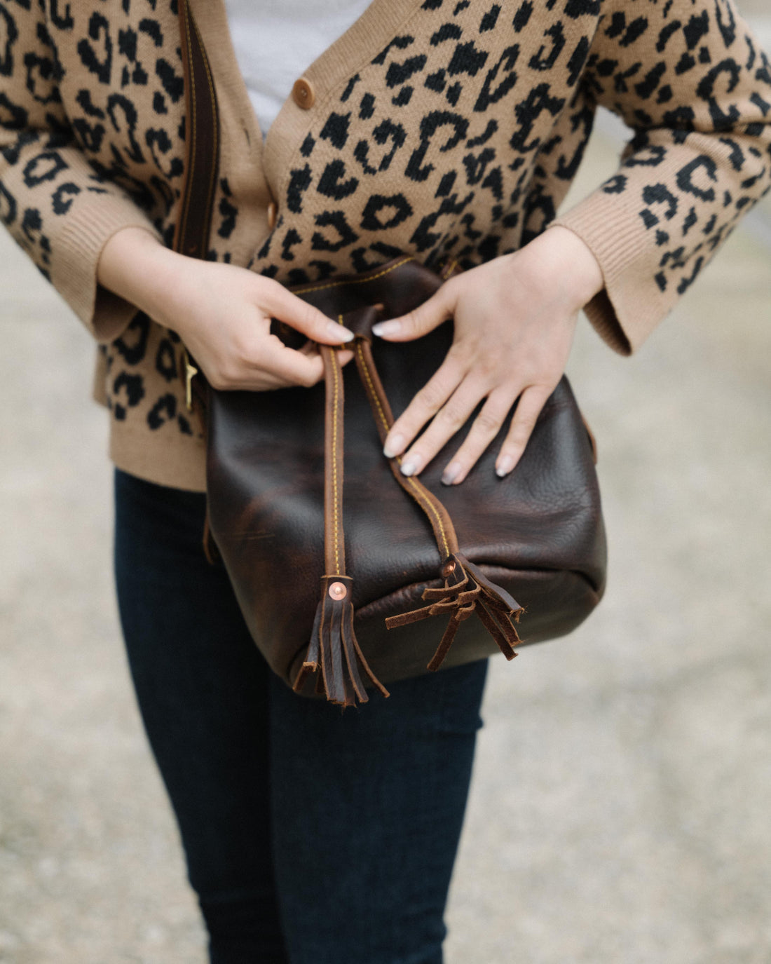 Bolso Marialuz tote cubo cuero vacuno granulado